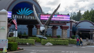 7 feathers casino resort logo